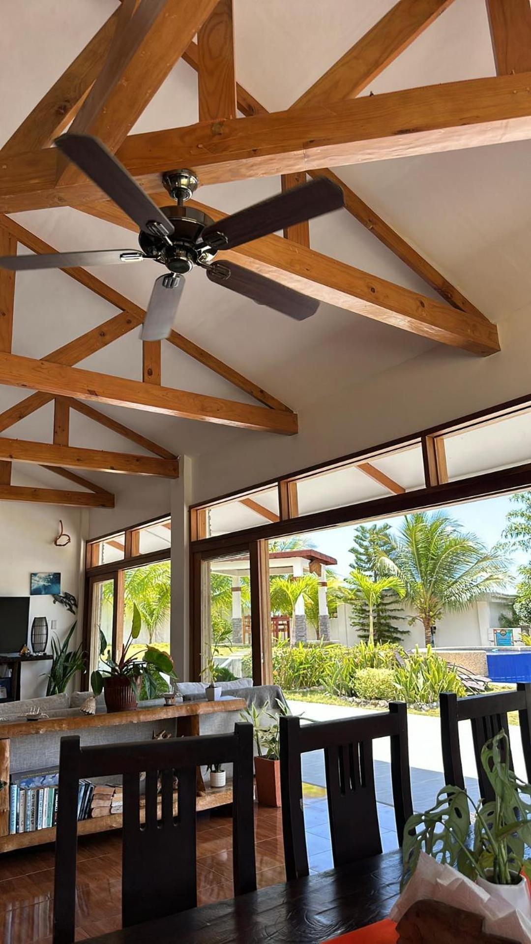 Villa Mountainview Guesthouse Dimiao エクステリア 写真